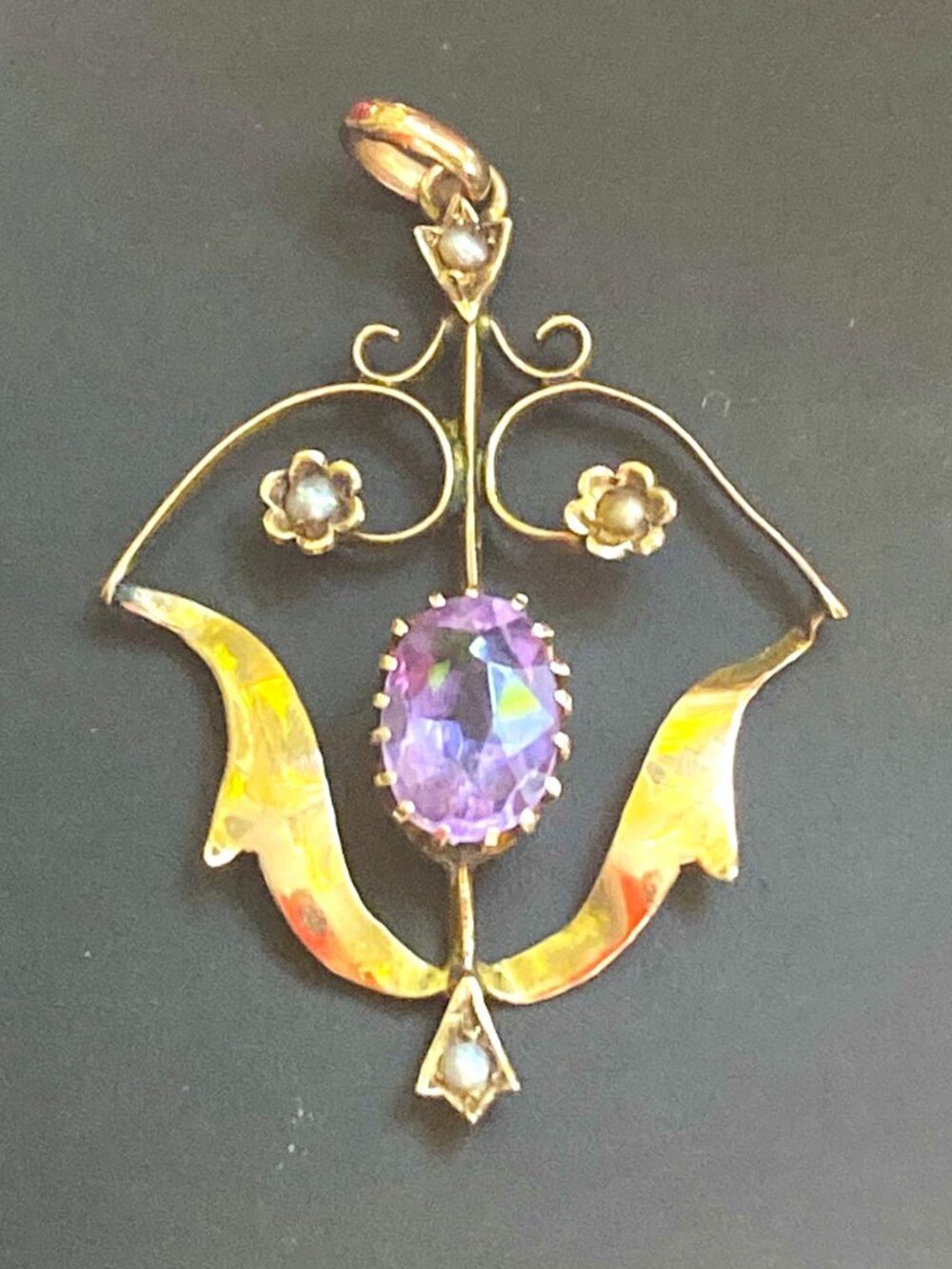 Antique 9K gold lavalier pendant with amethyst and seed pearls